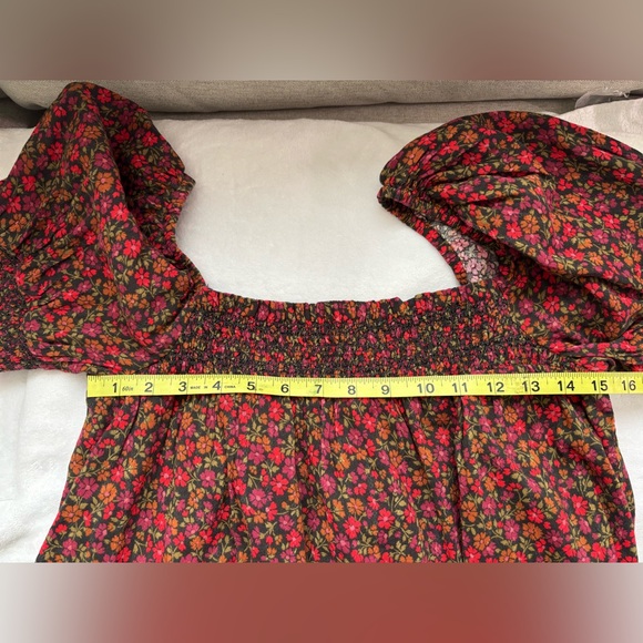 American Eagle flowered smocked knit minidress, size L. - Picture 6 of 6